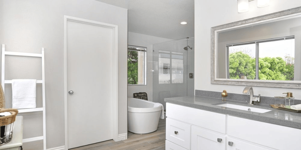10 Stunning Bathroom Remodeling Ideas for 2025